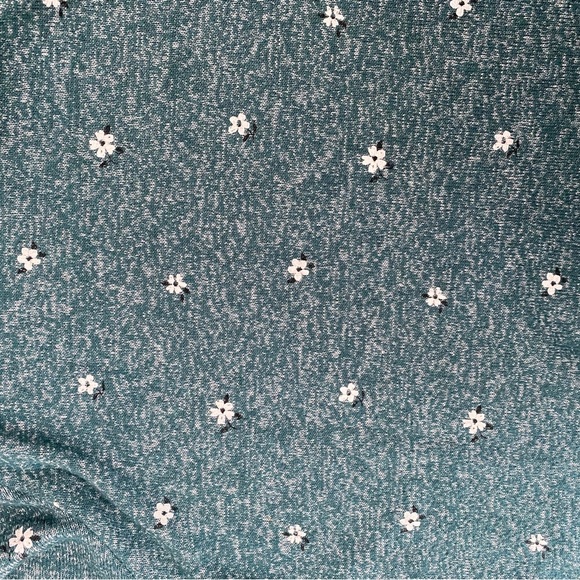 🌞 3 for $15 Gap girls’ long sleeves top/ L/ daisy print 🌼 Clerance sale - Picture 3 of 4